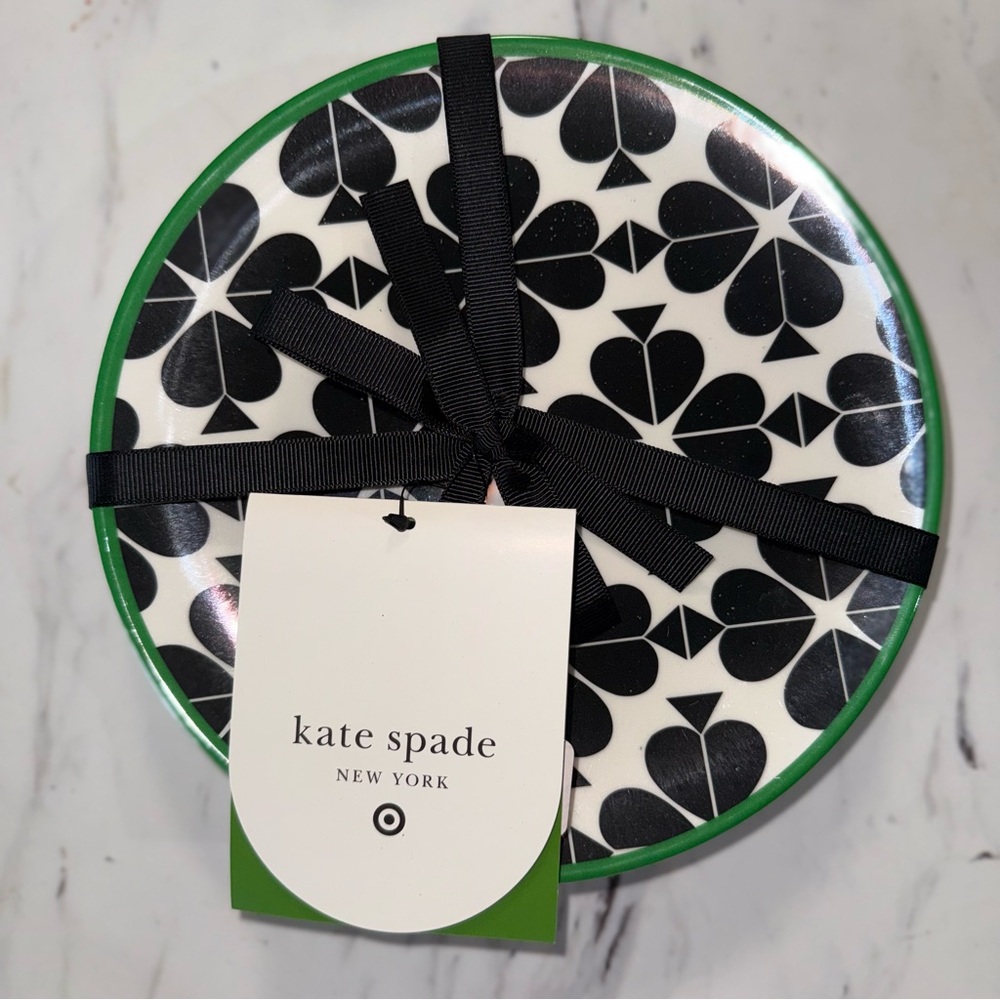 kate spade Black, White & Green Heart Clover plates